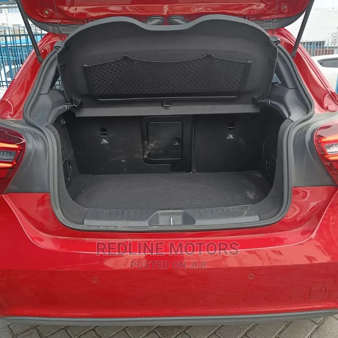 Mercedes-Benz A-Class 2016 Red
