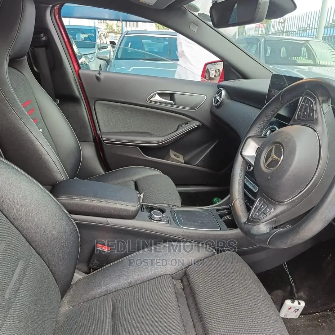 Mercedes-Benz A-Class 2016 Red