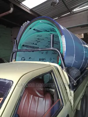 Hollow and Solid Polycarbonate Sheets Available