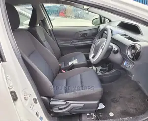 Toyota Aqua 2016 Pearl