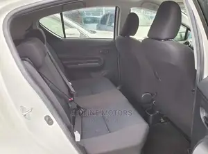Toyota Aqua 2016 Pearl