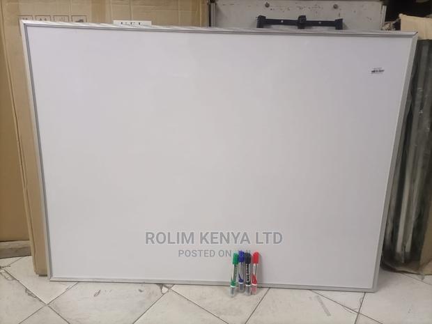 Heavy Duty Single Sided Whiteboard With Markers - main view
