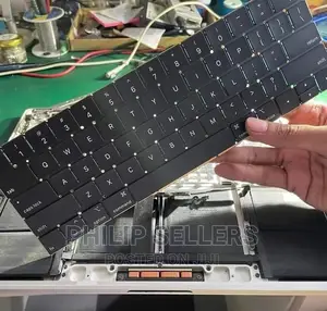 Macbook Pro 15” 2017 (A1707)
#Keyboardreplacement