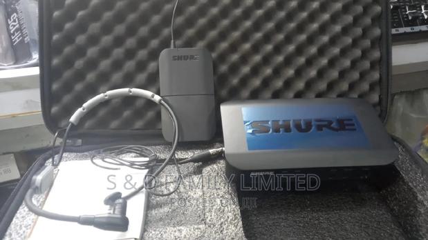 Shure Blx14/Sm35 Lapel Wireless Microphone - main view