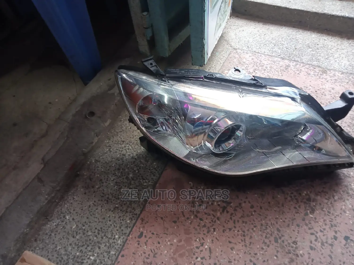 Subaru N16 Headlight Xenon Clear