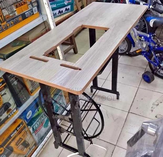 Sewing Table - main view