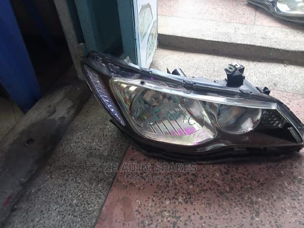 Honda Civic Headlight - main view