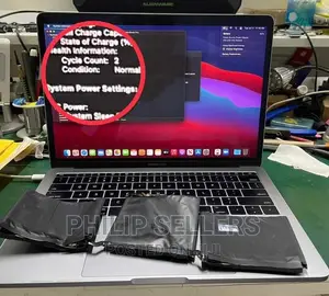 Macbook Pro 13” 2017 (A1708)
#Batteryreplacement