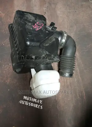 Subaru Forester SJG Air Cleaner Housing