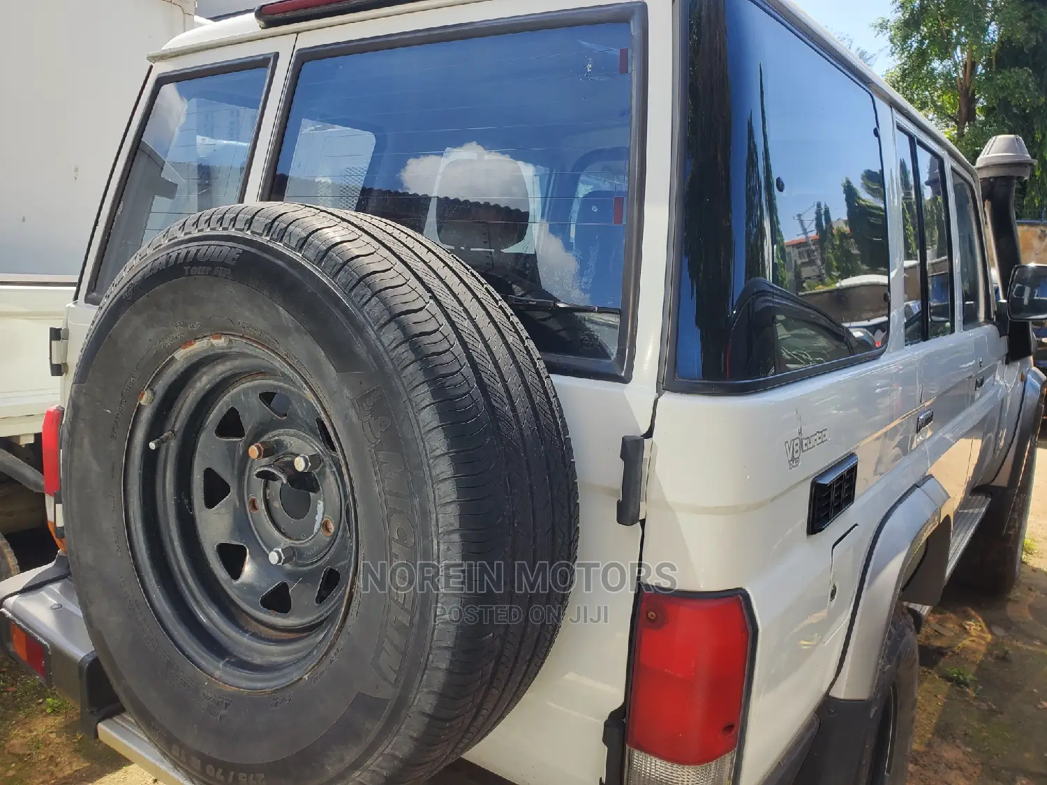 Toyota Land Cruiser 2016 Beige