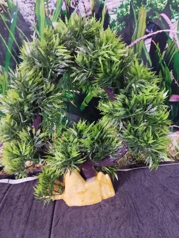 Bushy Plastic Plants for Aquarium - main view