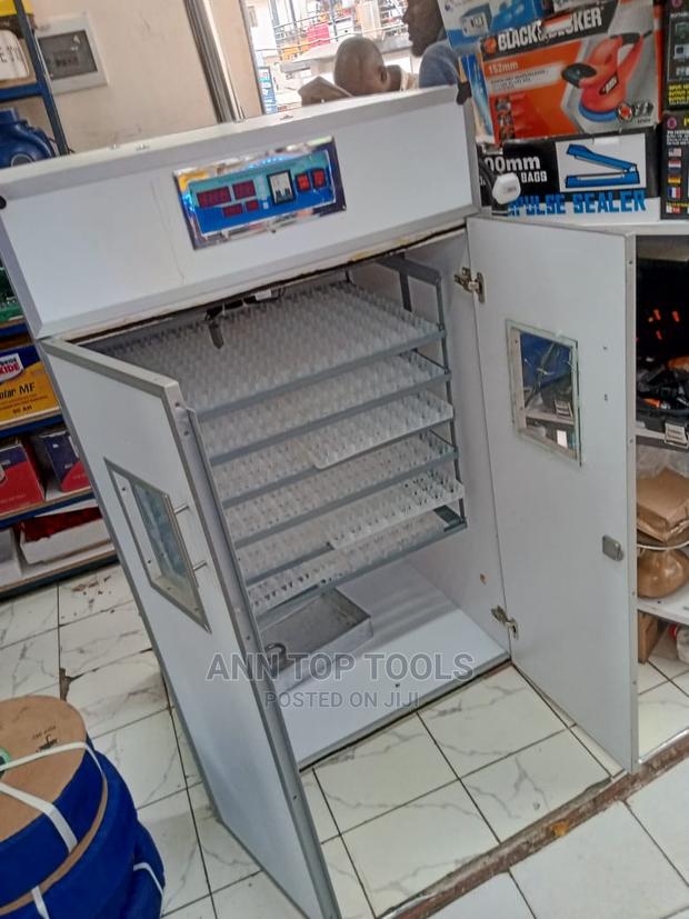 1056 Eggs Automatic Incubator - thumbnail 2