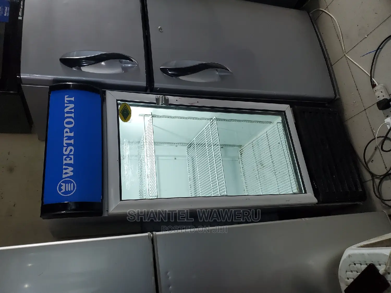 Display Fridge 200litres