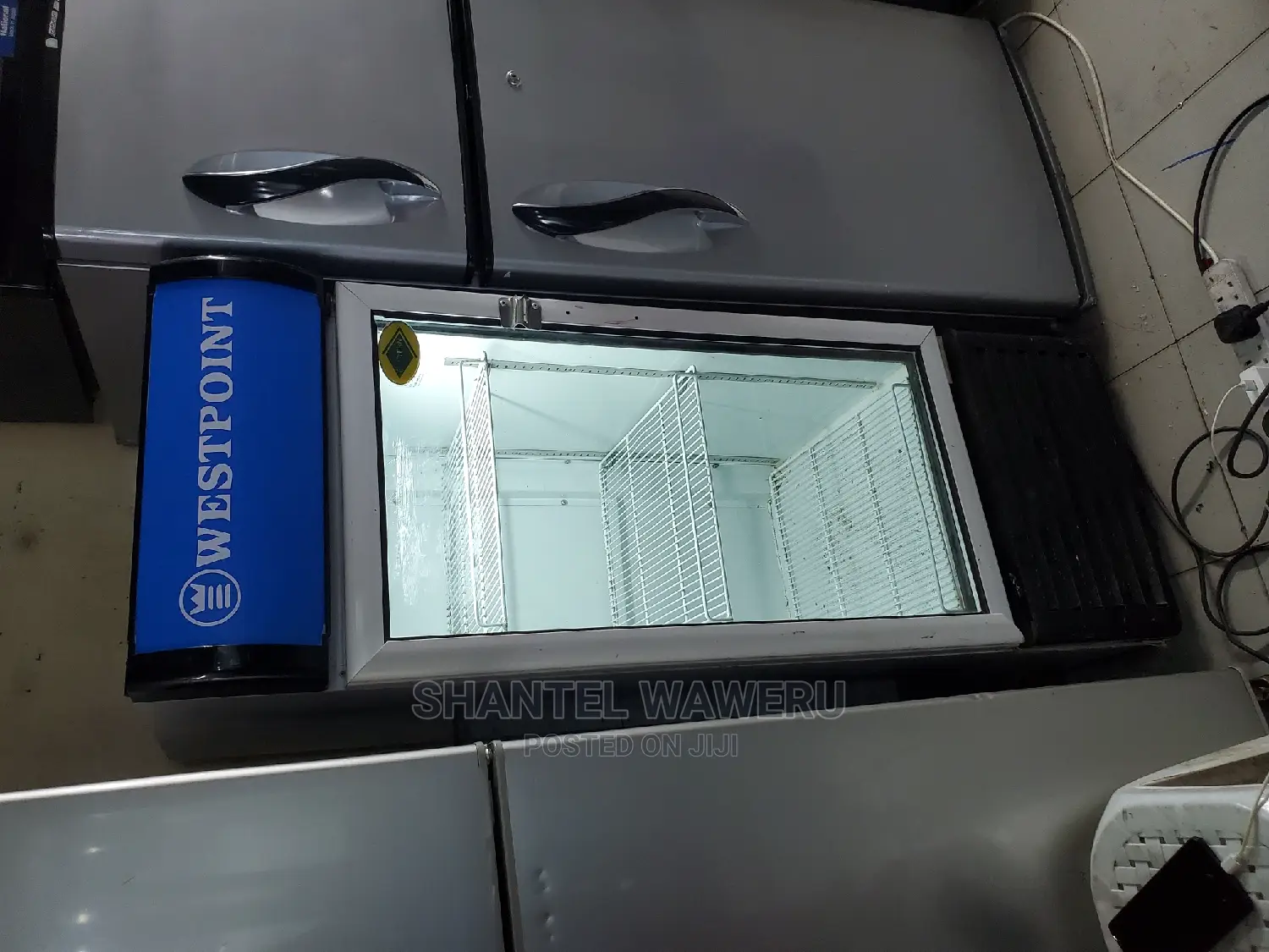 Display Fridge 200litres