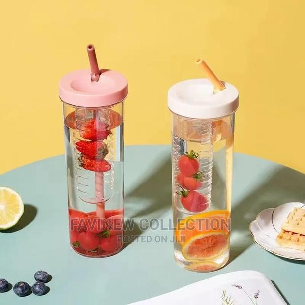 Cute Water Bottle With Foldable Straw 700ML Water Bottle - thumbnail 3