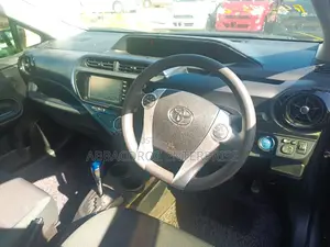 Toyota Aqua 2016 Gray