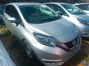 Nissan Note 2016 Silver