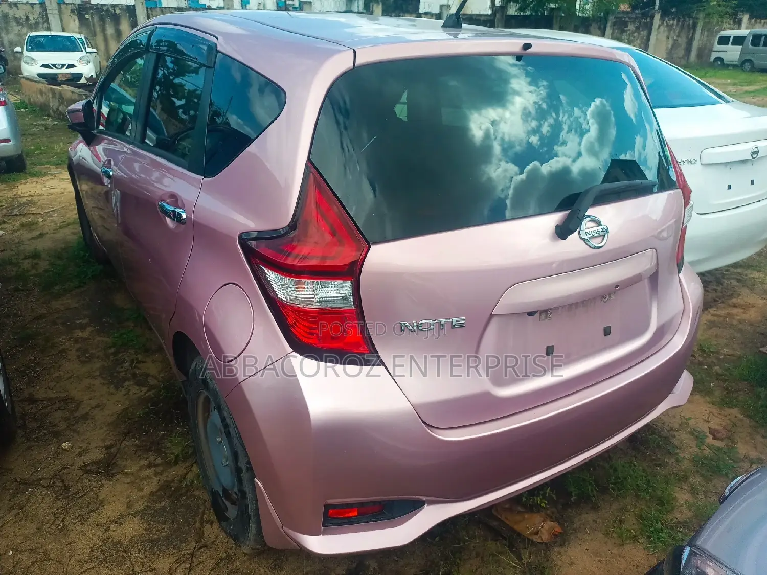 Nissan Note 1.2 Petrol 2016 Pink