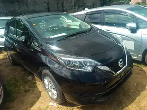 Nissan Note 2016 Black