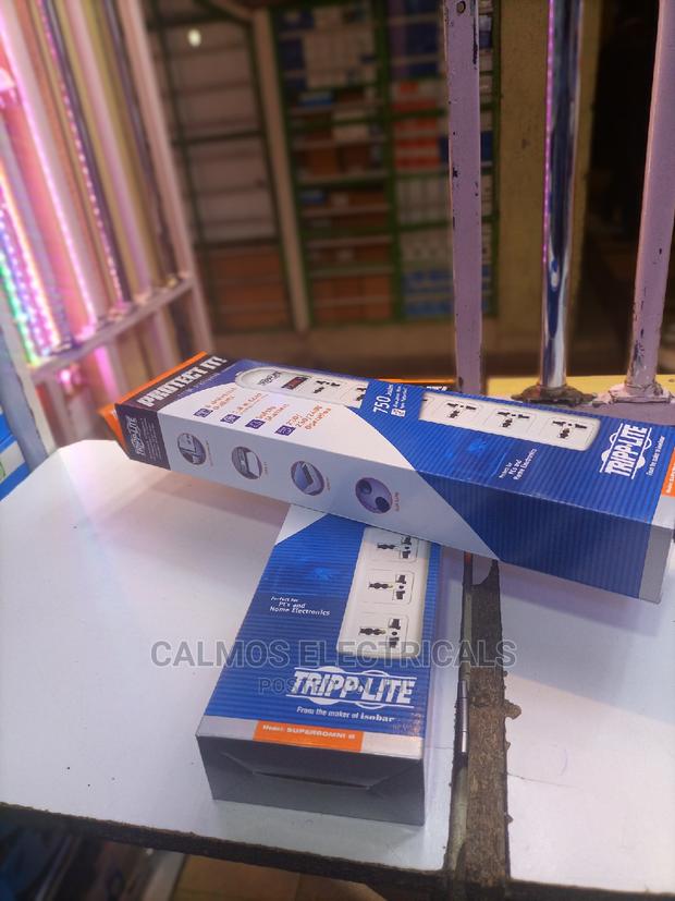 Tripp Lite 6way Extension - main view