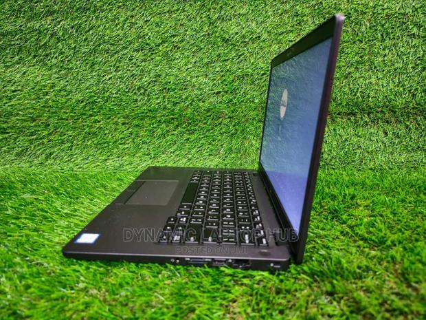 Laptop Dell Latitude 5300 8GB Intel Core I5 SSD 256GB - thumbnail 3