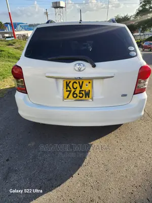 Toyota Corolla Fielder 2012 White