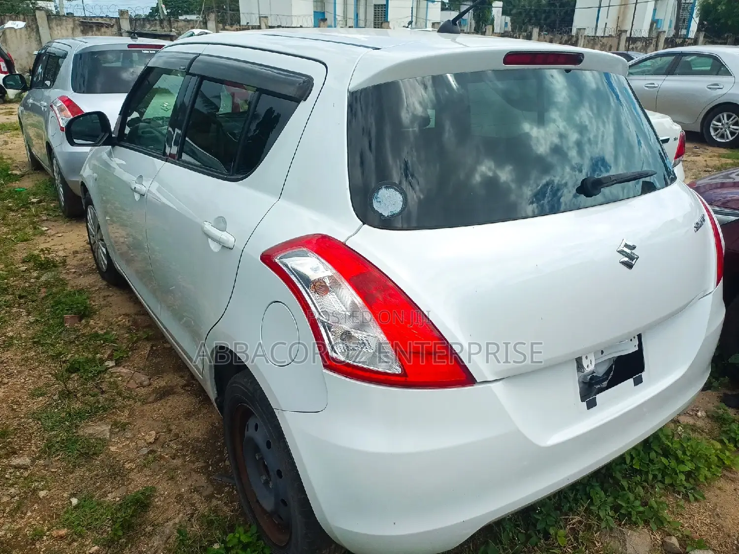 Suzuki Swift 2016 White