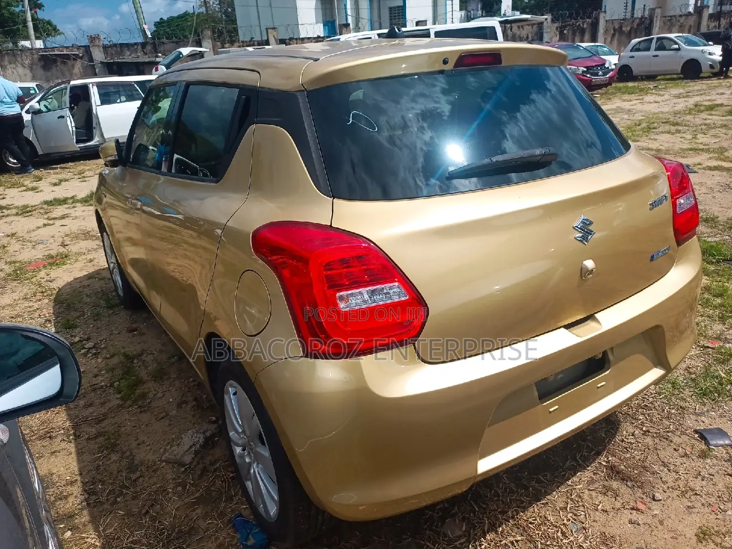 Suzuki Swift 2016 Brown
