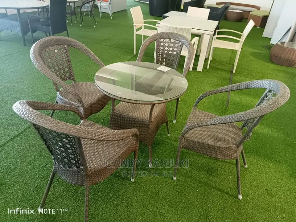 Rattan 4 Seater Outdoor Set