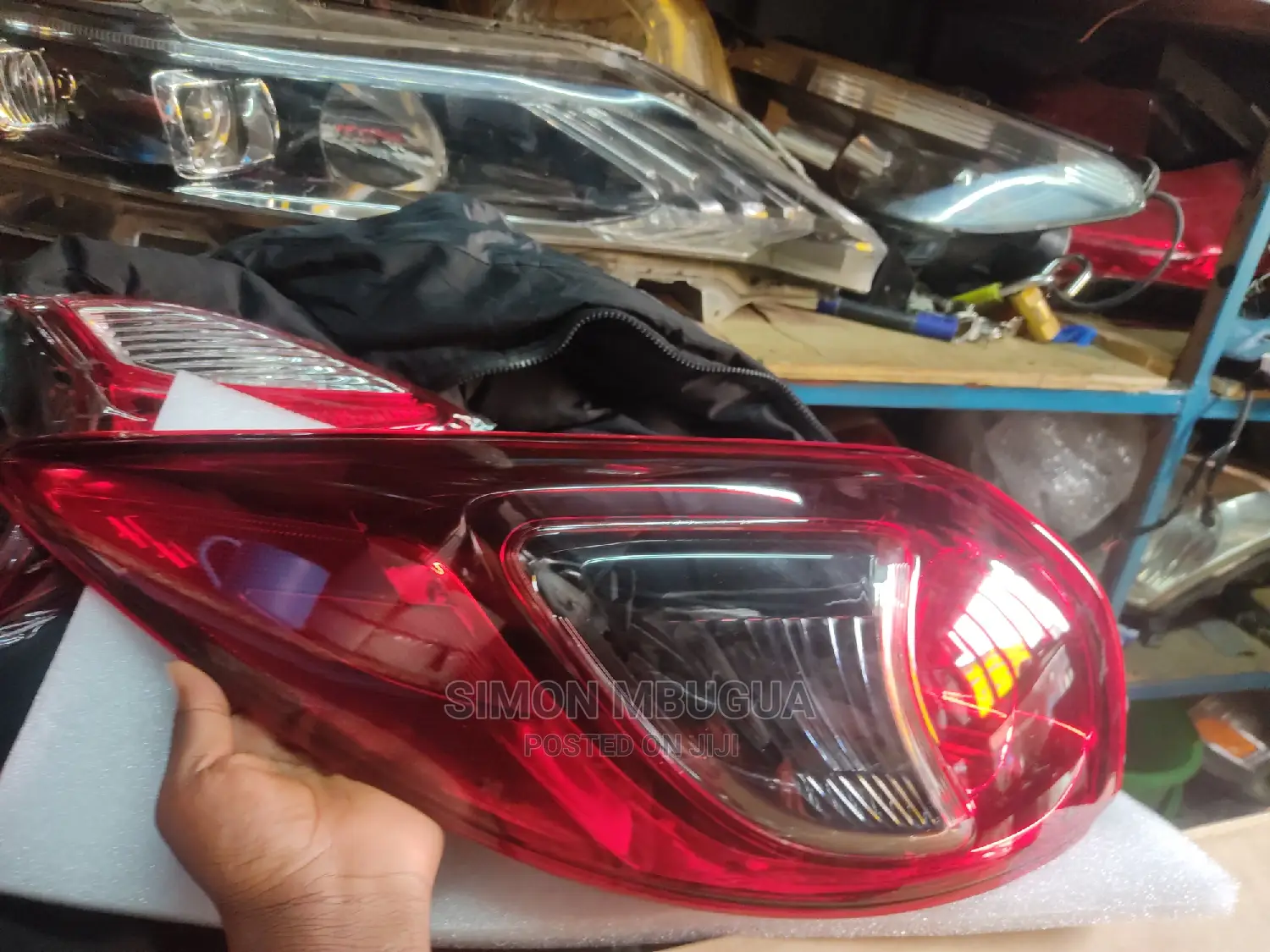 CX-5 Backlight/Taillight