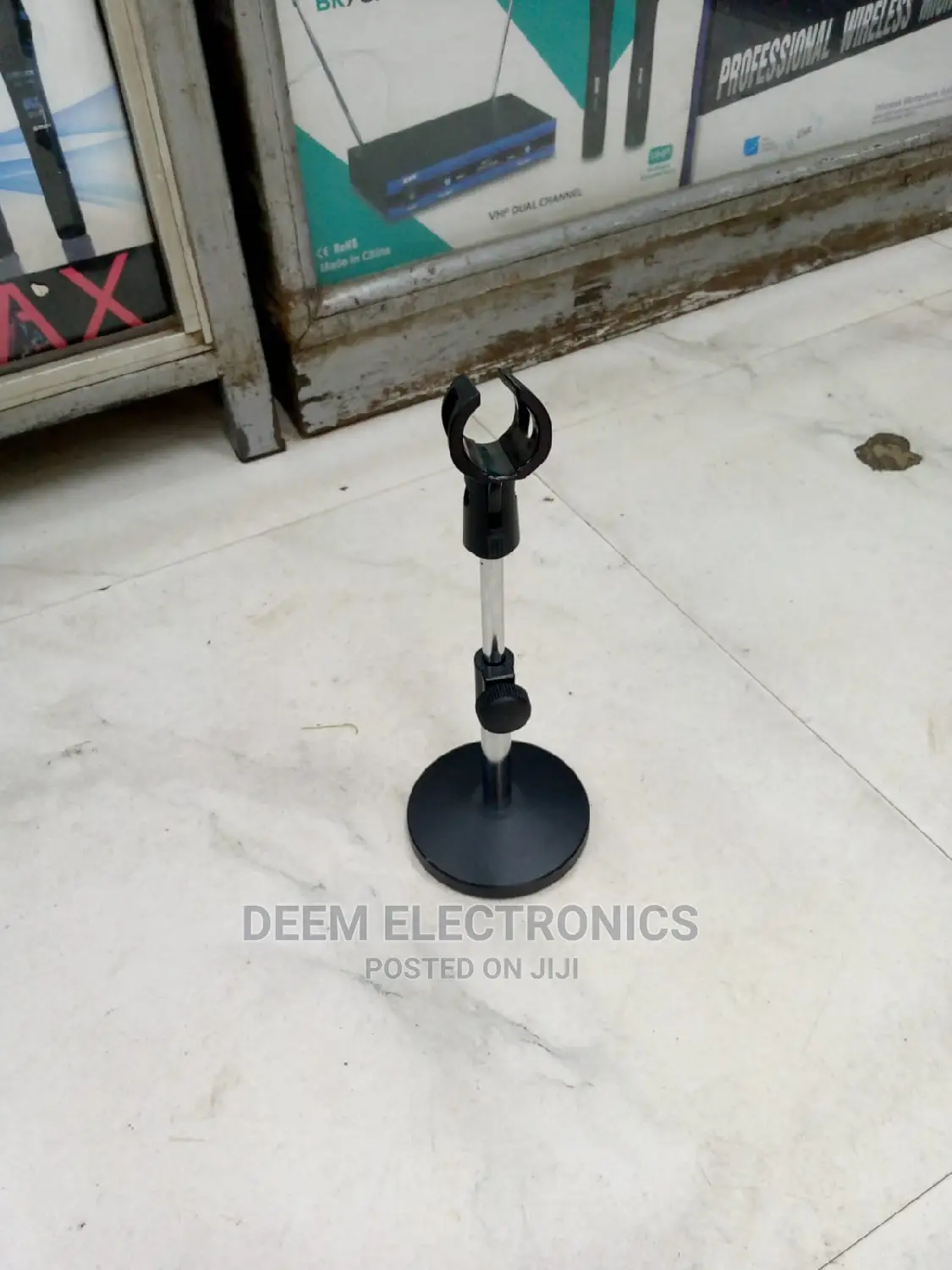 Table Stand- Silver Small