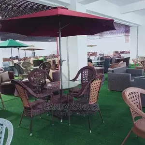 4 Seater Garden Set Plus Maroon Umbrella
