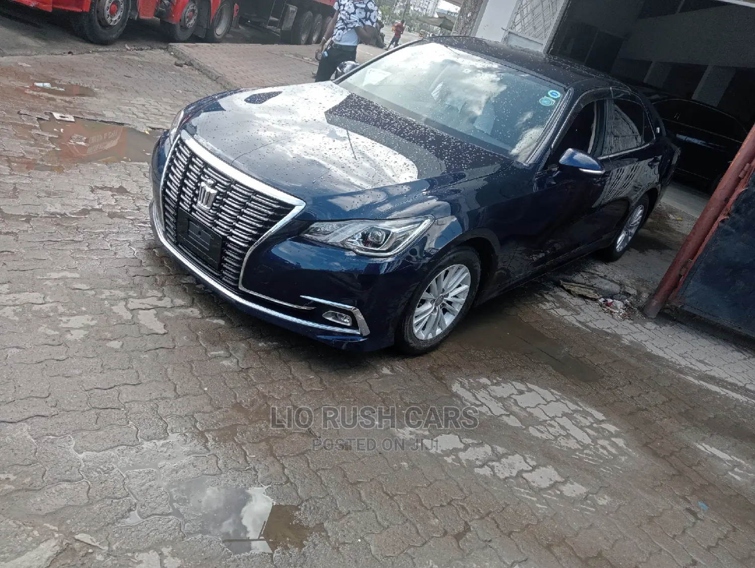Toyota Crown 2016 Black