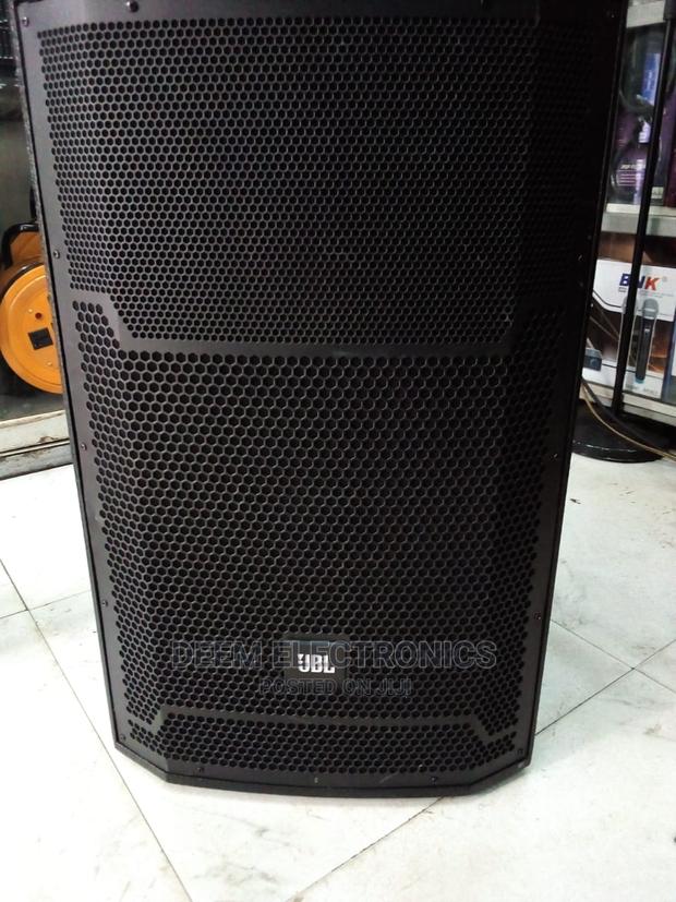 JBL Powered Speaker 15inch - main view