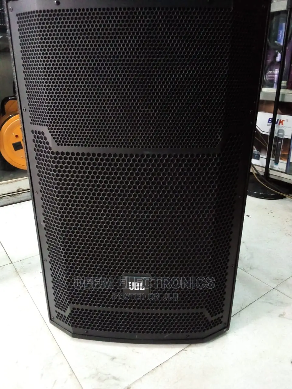JBL Powered Speaker 15inch