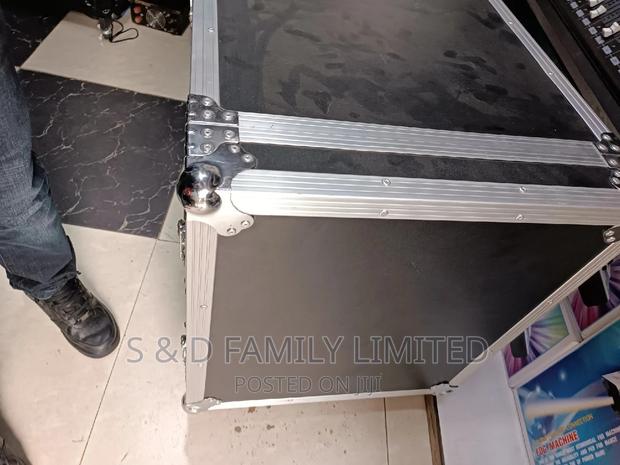 8U Rack Closed Rack Two Door - thumbnail 2