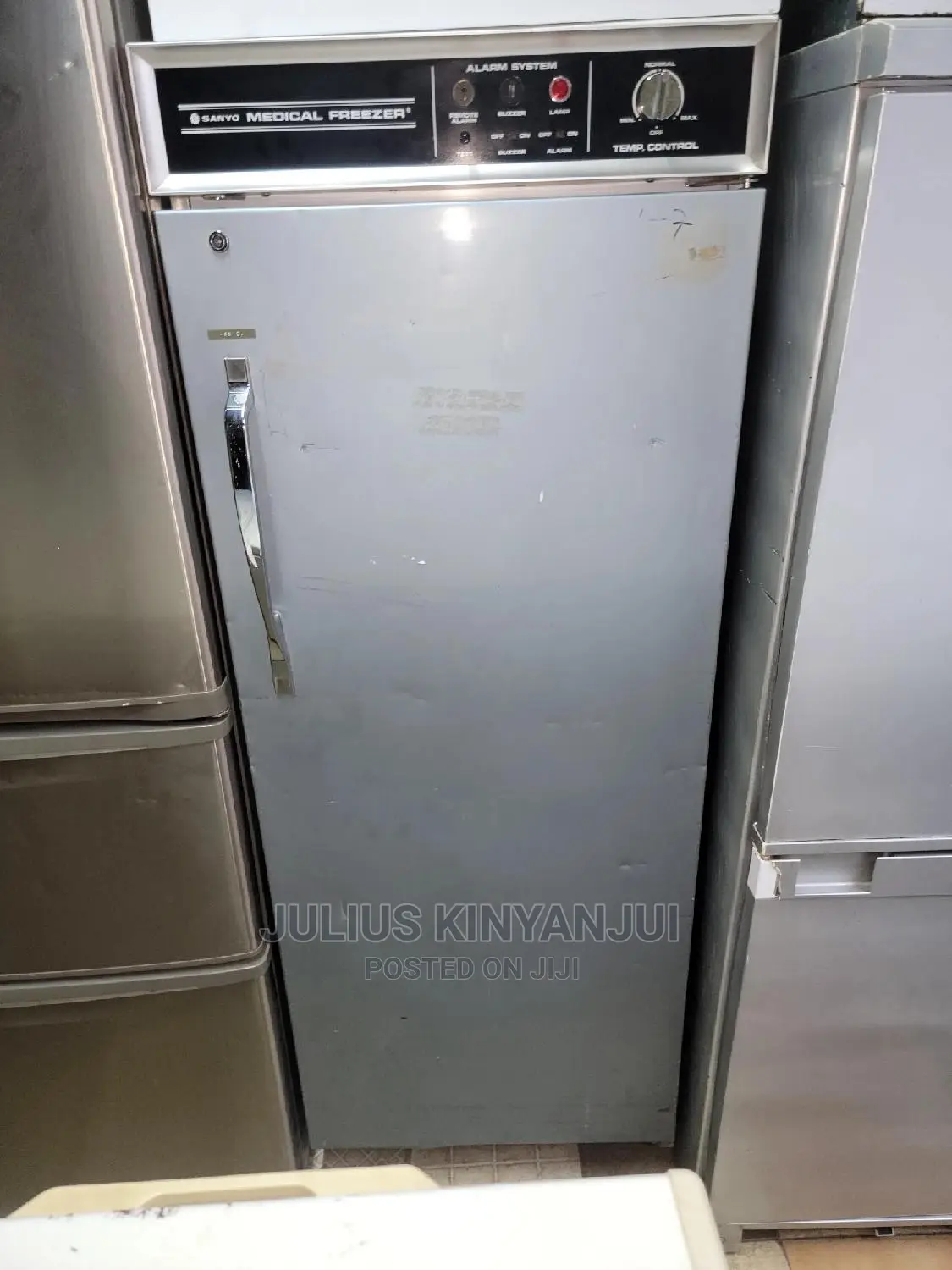 Deep Freezer Upright Sanyo