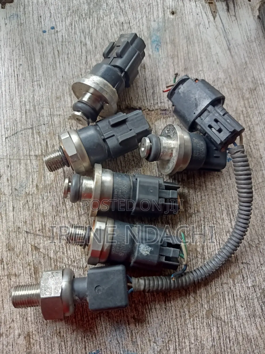 Mitsubishi Fuel Pressure Regulator