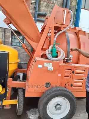 Concrete Mixer -Self Loading