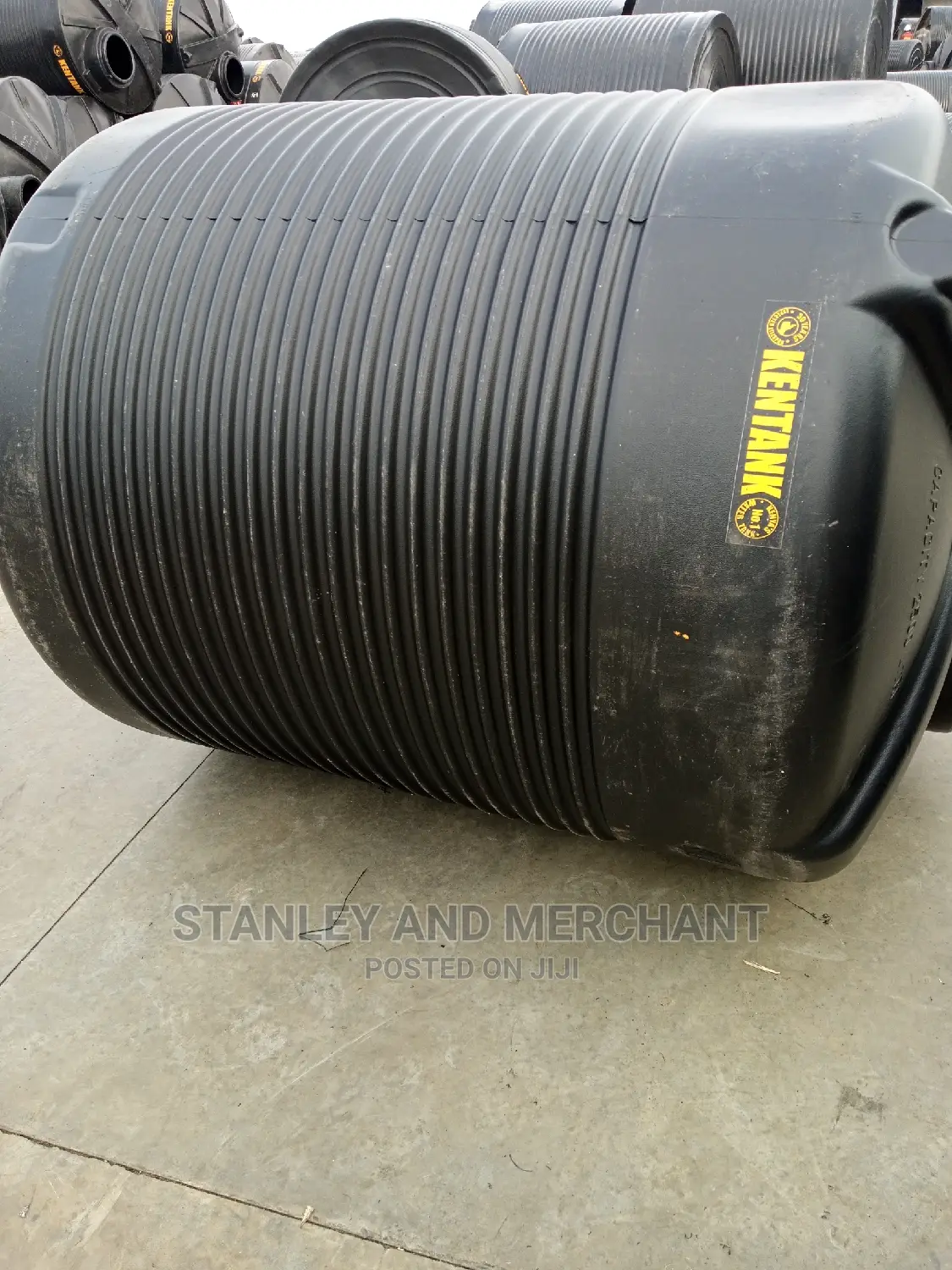 1000 LTRS Cylindrical Water Tank