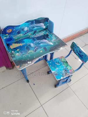 Kids Table Desk. - thumbnail 2