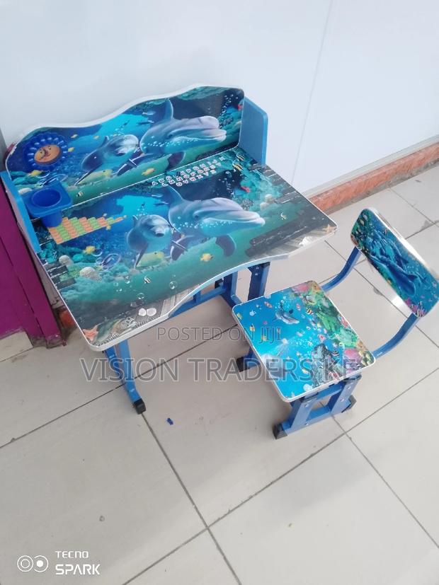 Kids Table Desk. - main view