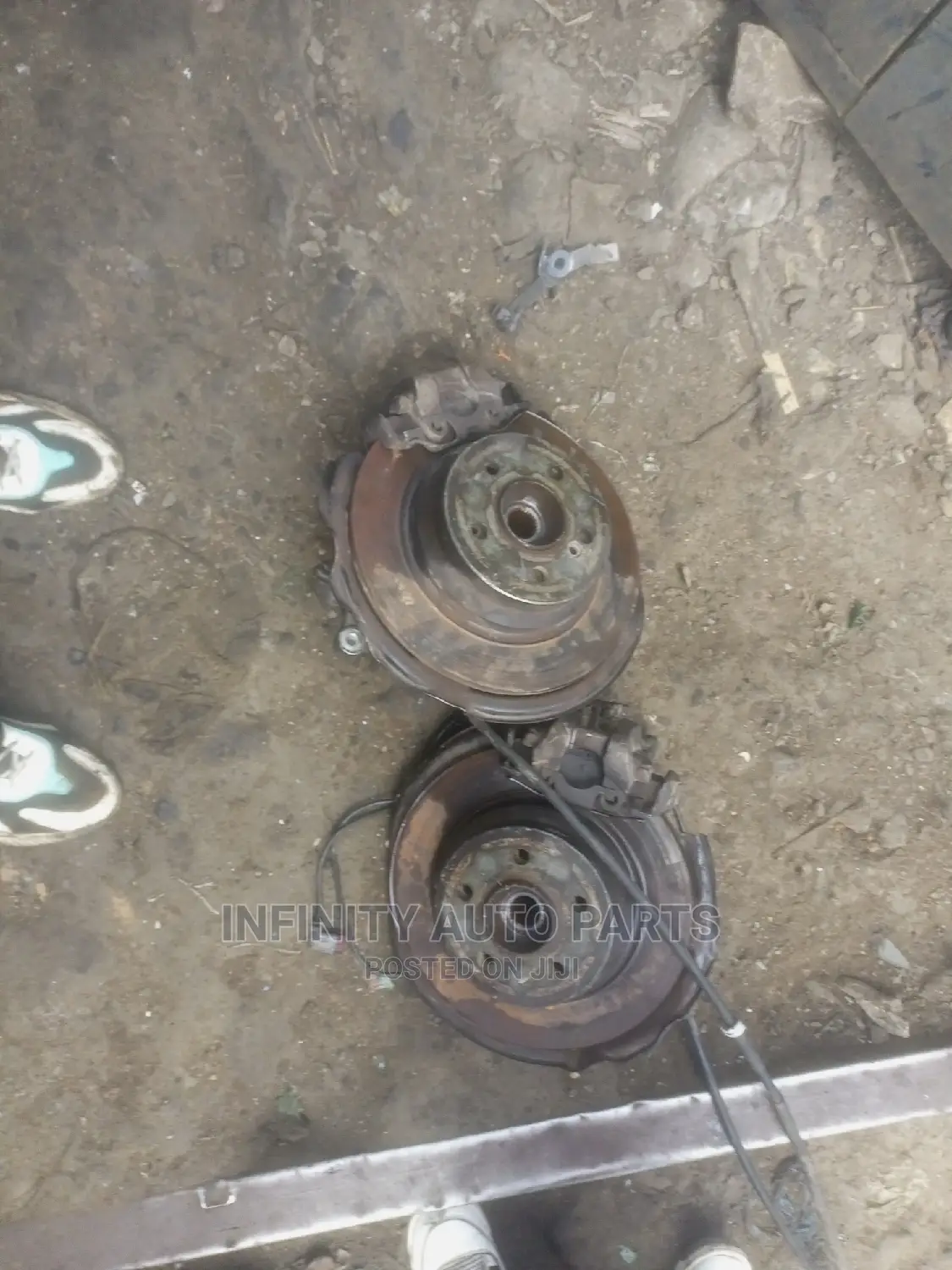 Mercedes Benz W211 Rear Complete Hubs