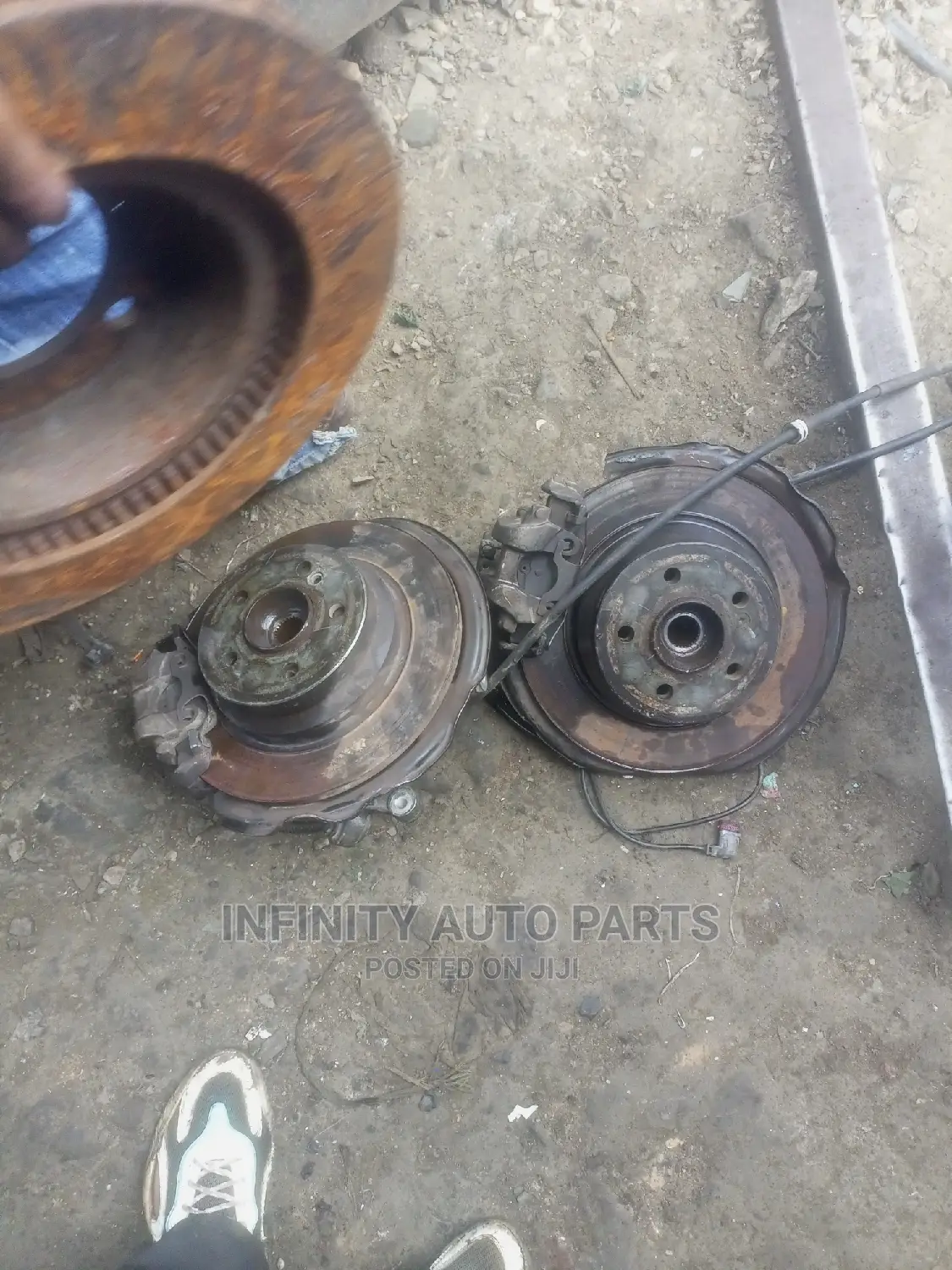 Mercedes Benz W211 Rear Complete Hubs