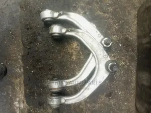 BMW X5,X6 Upper Control Arms