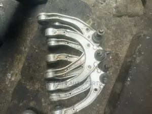 Volkswagen Touareg Upper Control Arms