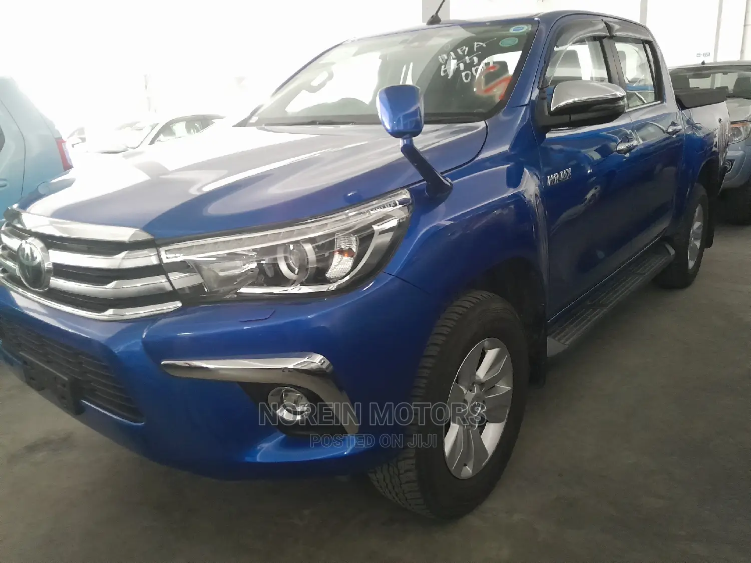 Toyota Hilux 2016 Blue
