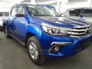 Toyota Hilux 2016 Blue