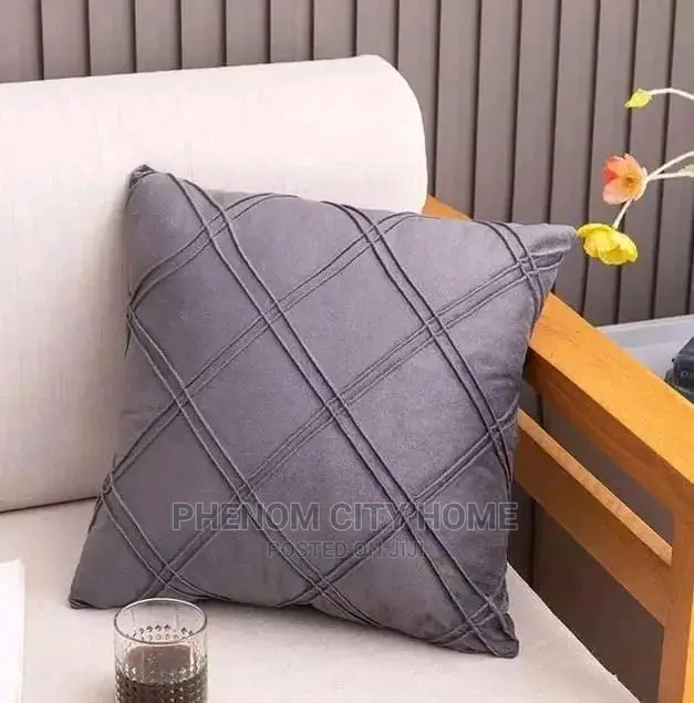 Velvet Pleated Throwpillow Cases