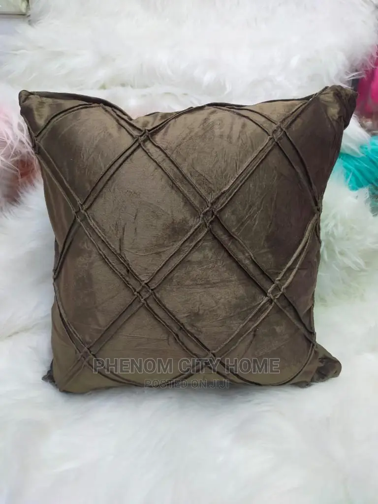 Velvet Pleated Throwpillow Cases